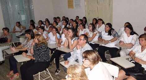 se llevó a cabo el Ateneo de Prácticas Primarias un dispositivo pedagógico innovador
