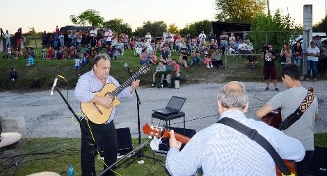 Musica en las Plazas (1) (1)